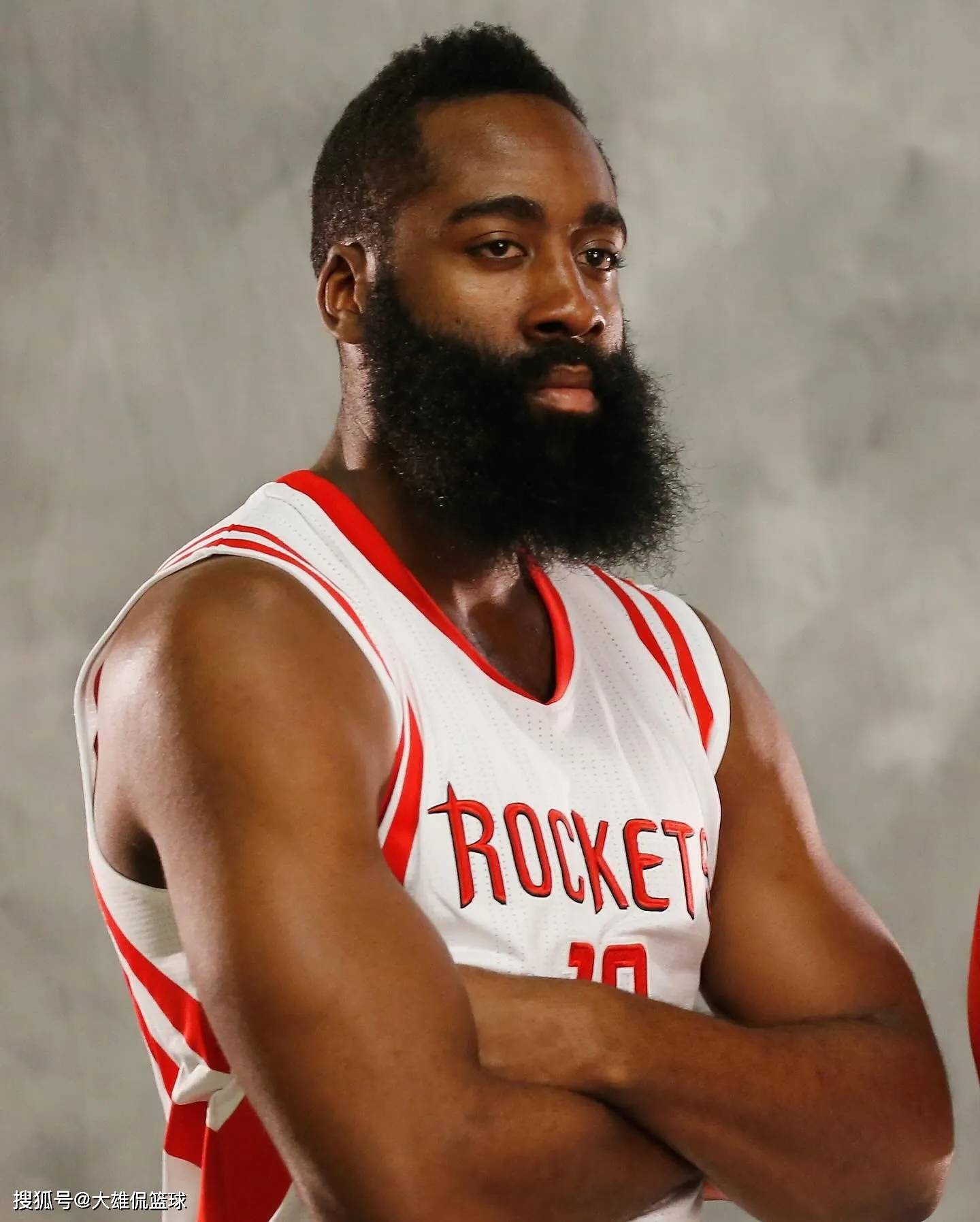 九游娱乐-哈登在曼联比赛中战术调整,高光表现引发热议!的简单介绍